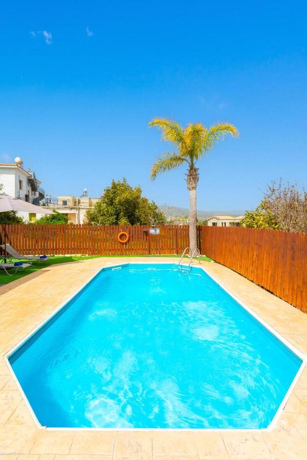 Villa Yiangos House Neo Chorio Exterior foto